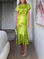 Elegantes Satin-Midi-Kleid mit einzigartigem Jacquard-Print