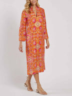 Stehkragen-Midikleid mit Print