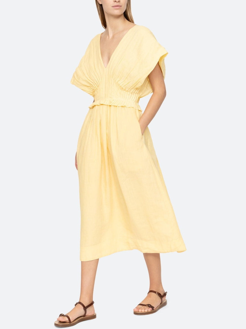 Midi-Kleid mit überschnittenen Ärmeln