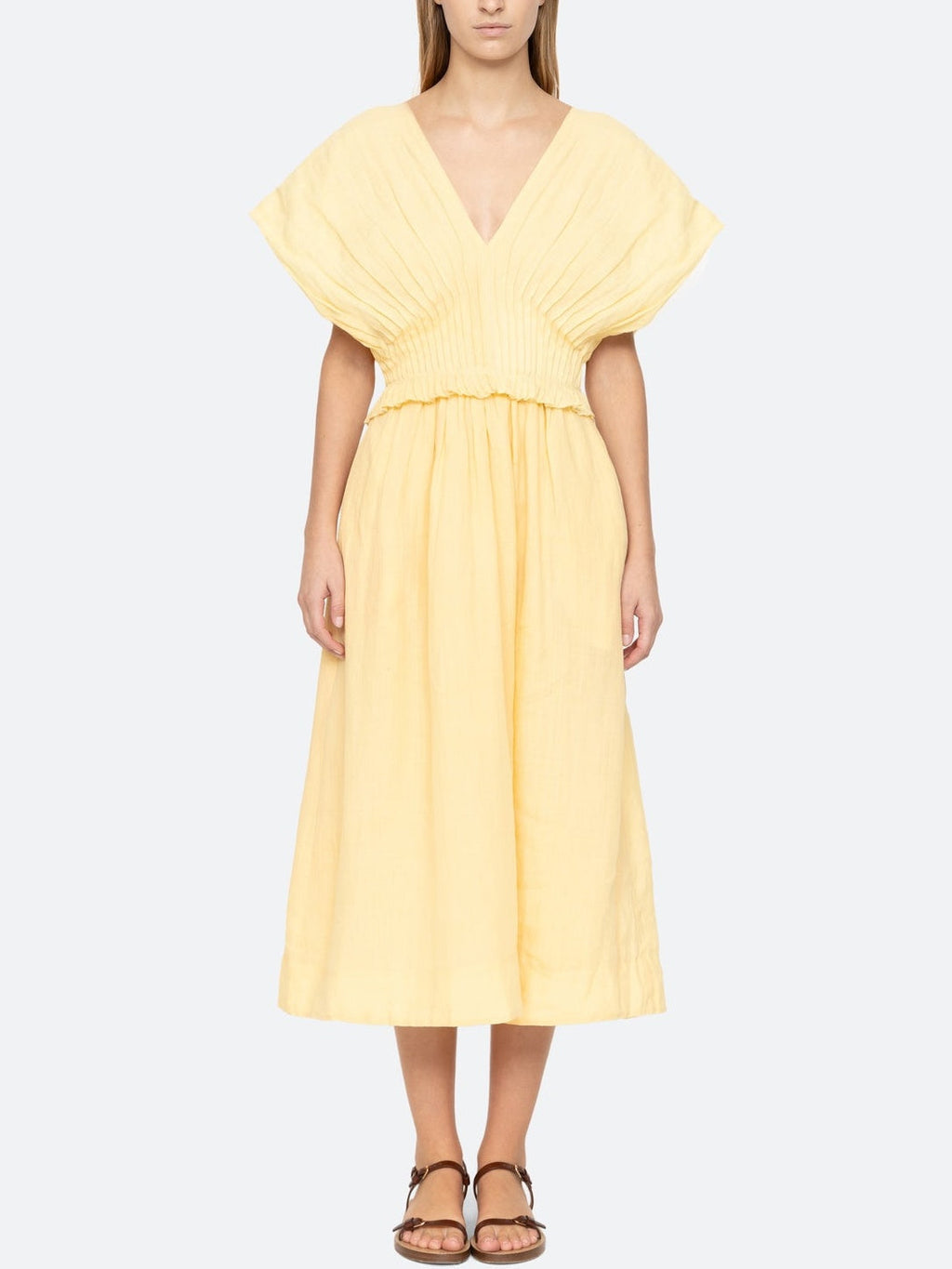 Midi-Kleid mit überschnittenen Ärmeln